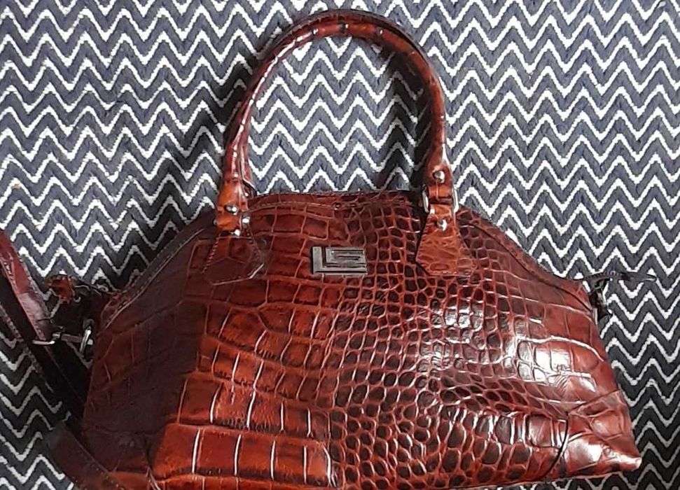 Mala em pele Guy laroche