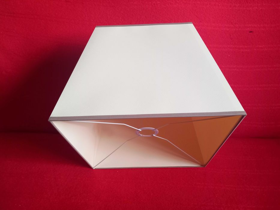 Efektowny duży abażur do lampy stojącej Kremowy Zmywalny 35x35 wys.30
