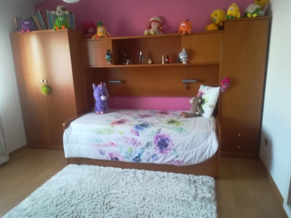 Quarto individual de menina