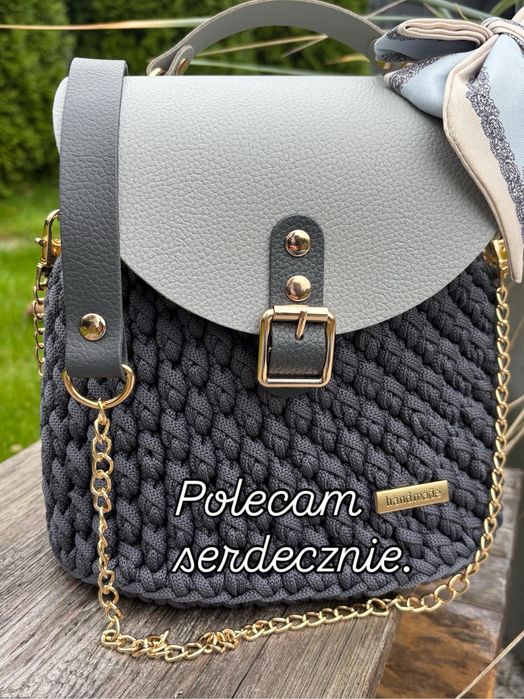 Torebka wykonana na szydełku