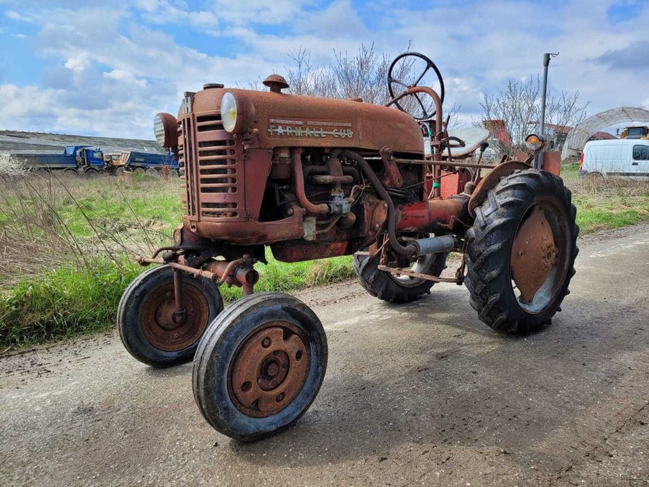 McCormick Farmal Cub