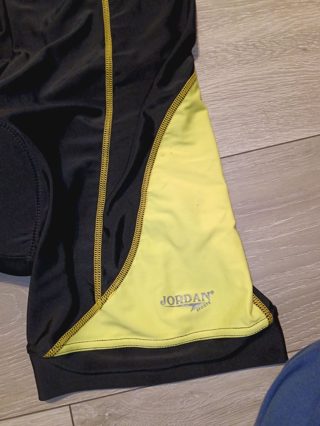 Spodnie spodenki krótkie shorty z szelkami męskie czarno żółte XL L
