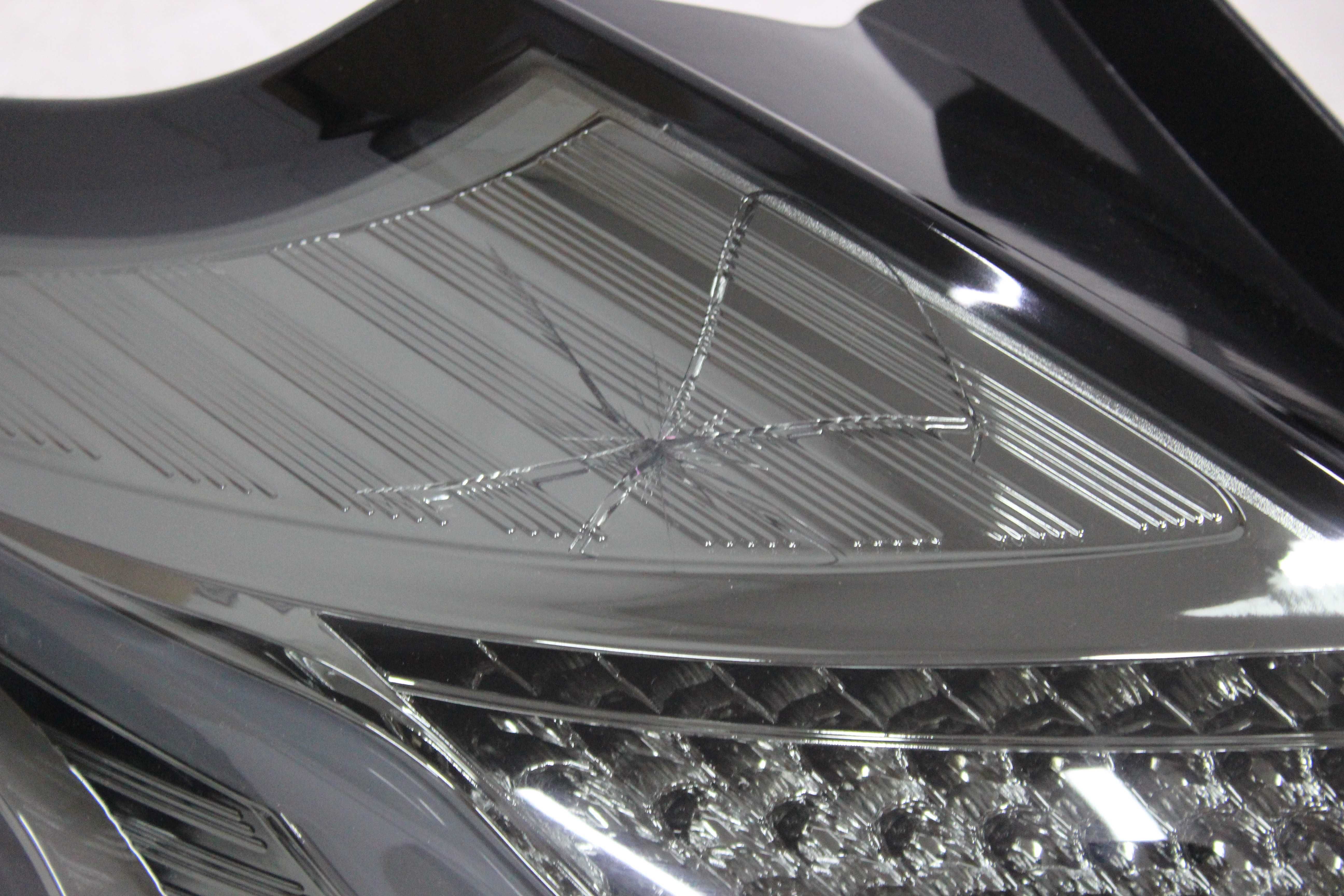 Lampy światła tył tylne FORD FOCUS mk 3 III 14-18 Dynamiczne LED NOWE!