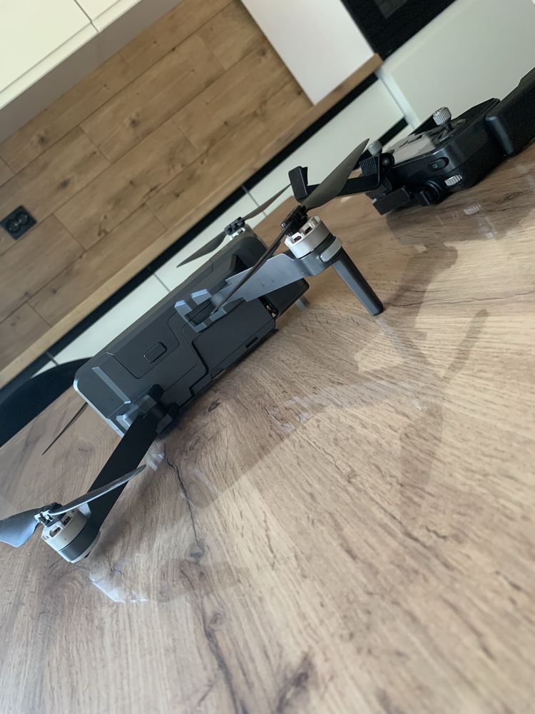 Квадрокоптер F11s PRo