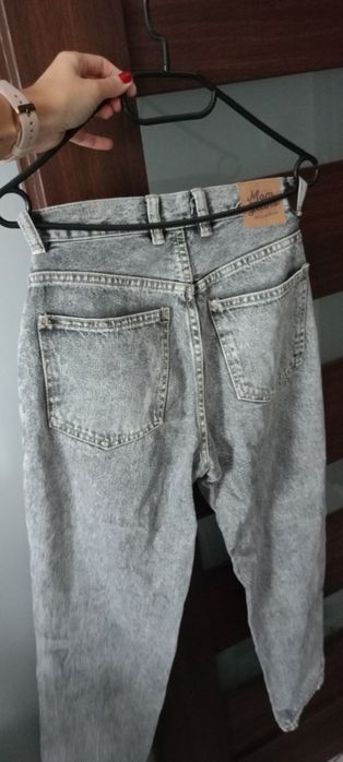 Jeansy Mom fit Pull Bear