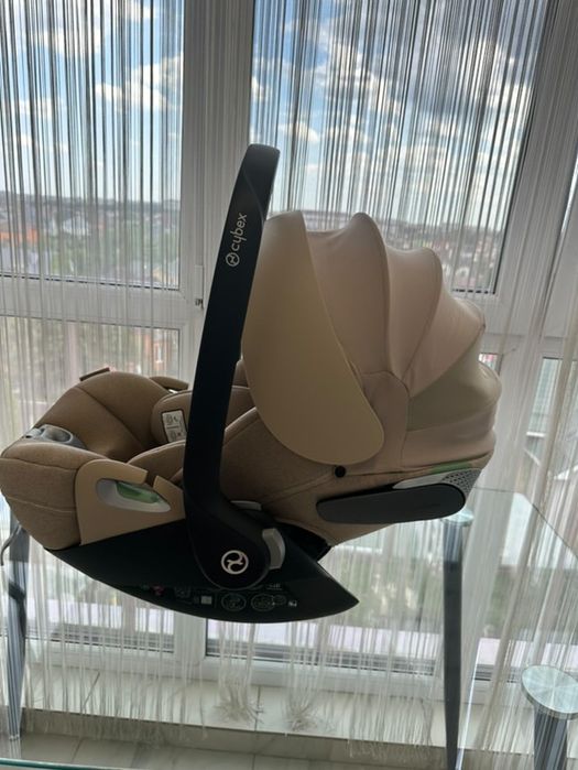 Продам автокрісло Cybex