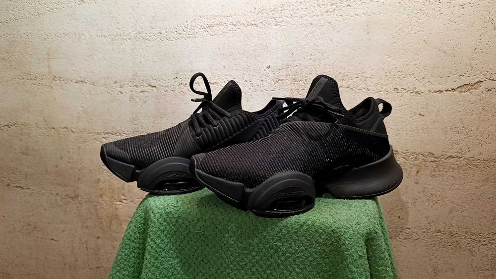 NIKE AIR ZOOM SUPERREP r.43 stan idealny