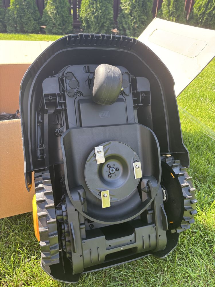 Sprzedam robot koszący Landxcape LX797