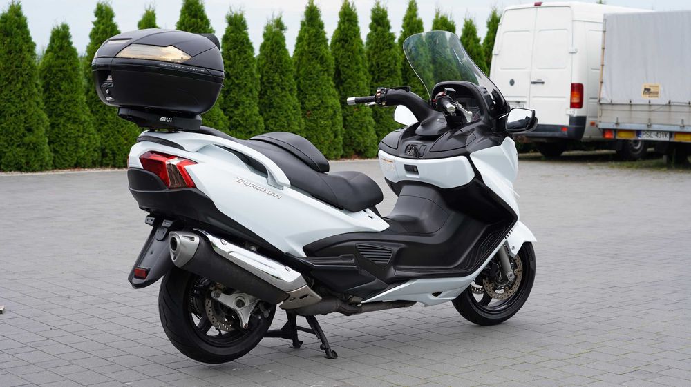 suzuki BURGMAN 650  -  2014r  - abs  -- oryginał  -- mały przebieg