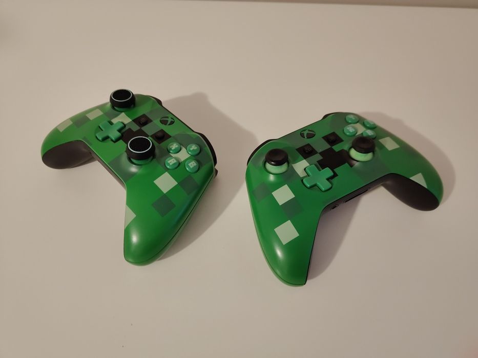 Xbox one s Minecraft Limited Edition