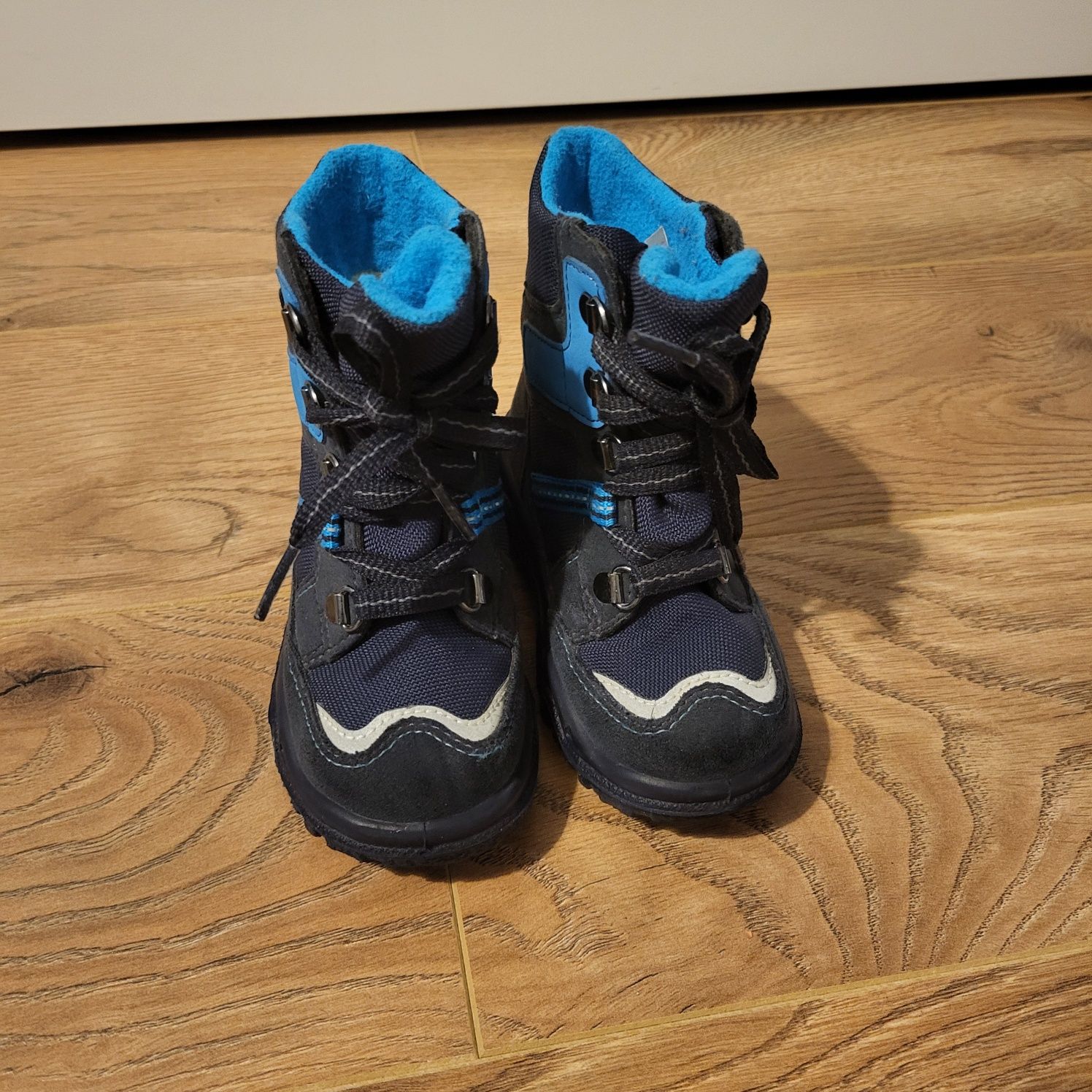 Śniegowce buty zimowe chłopięce r.24 Superfit Gore-Tex