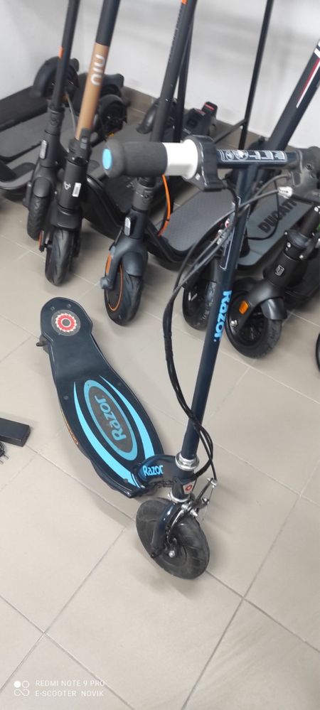 Електросамокат Razor Power Core E90