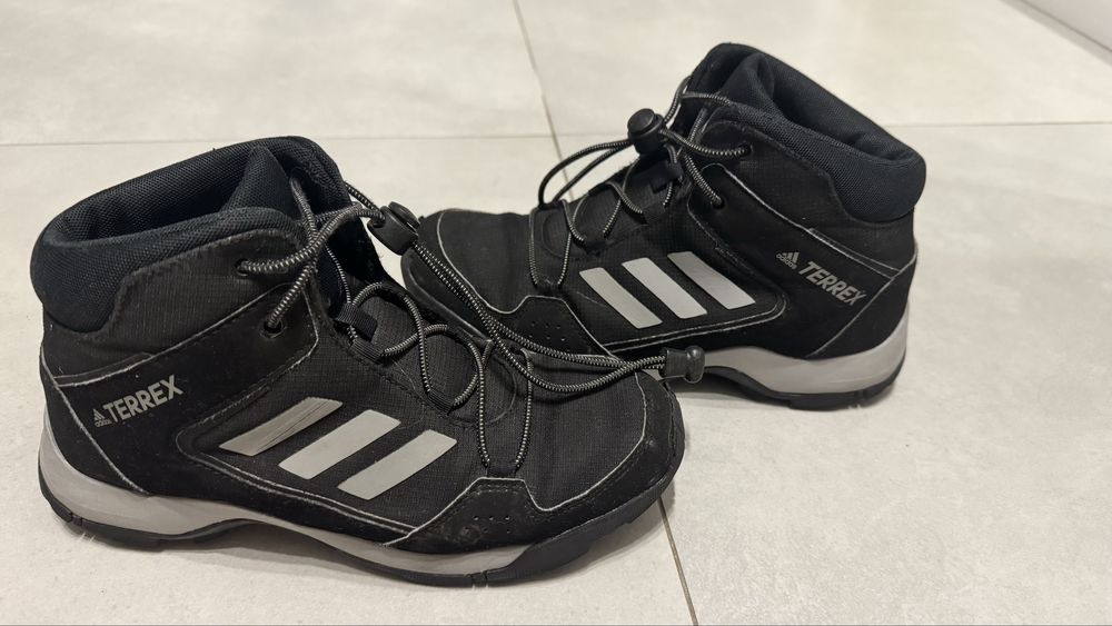 Buty zimowe adidas r. 36