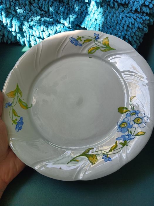 Talerz Porcelana Książ w kwiaty