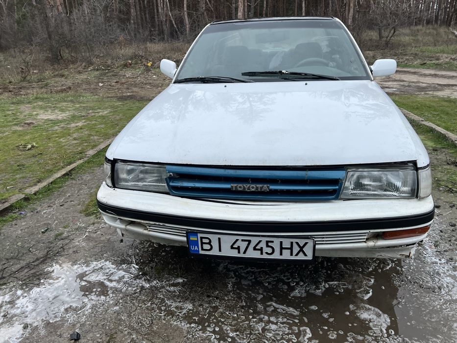 Toyota carina газ, бензин. На ходу