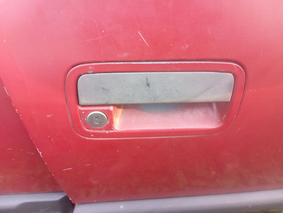 Дверна ручка зовнішня Opel Omega A