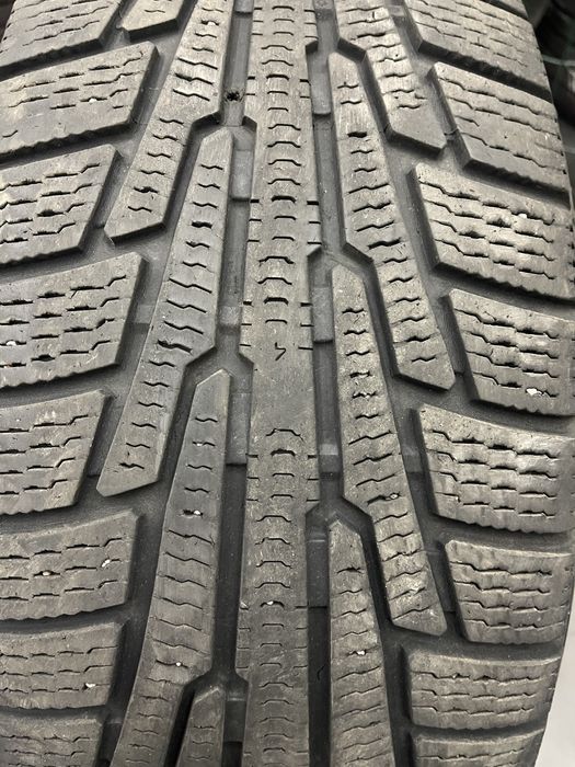 Nokian nordman rs2 225 60 17