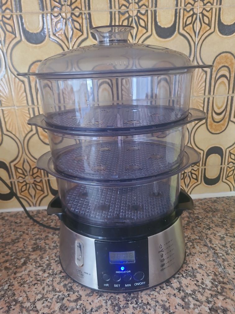 Torradeira e panela de cozer a vapor