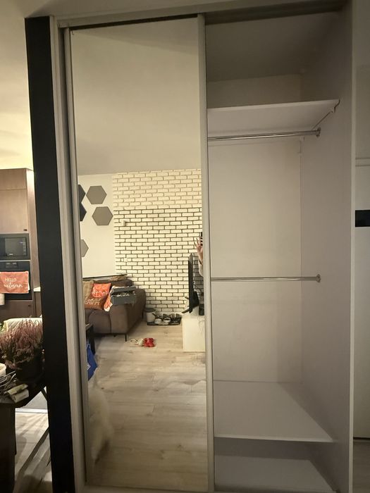 Szafa na wymiar, drzwi przesuwne