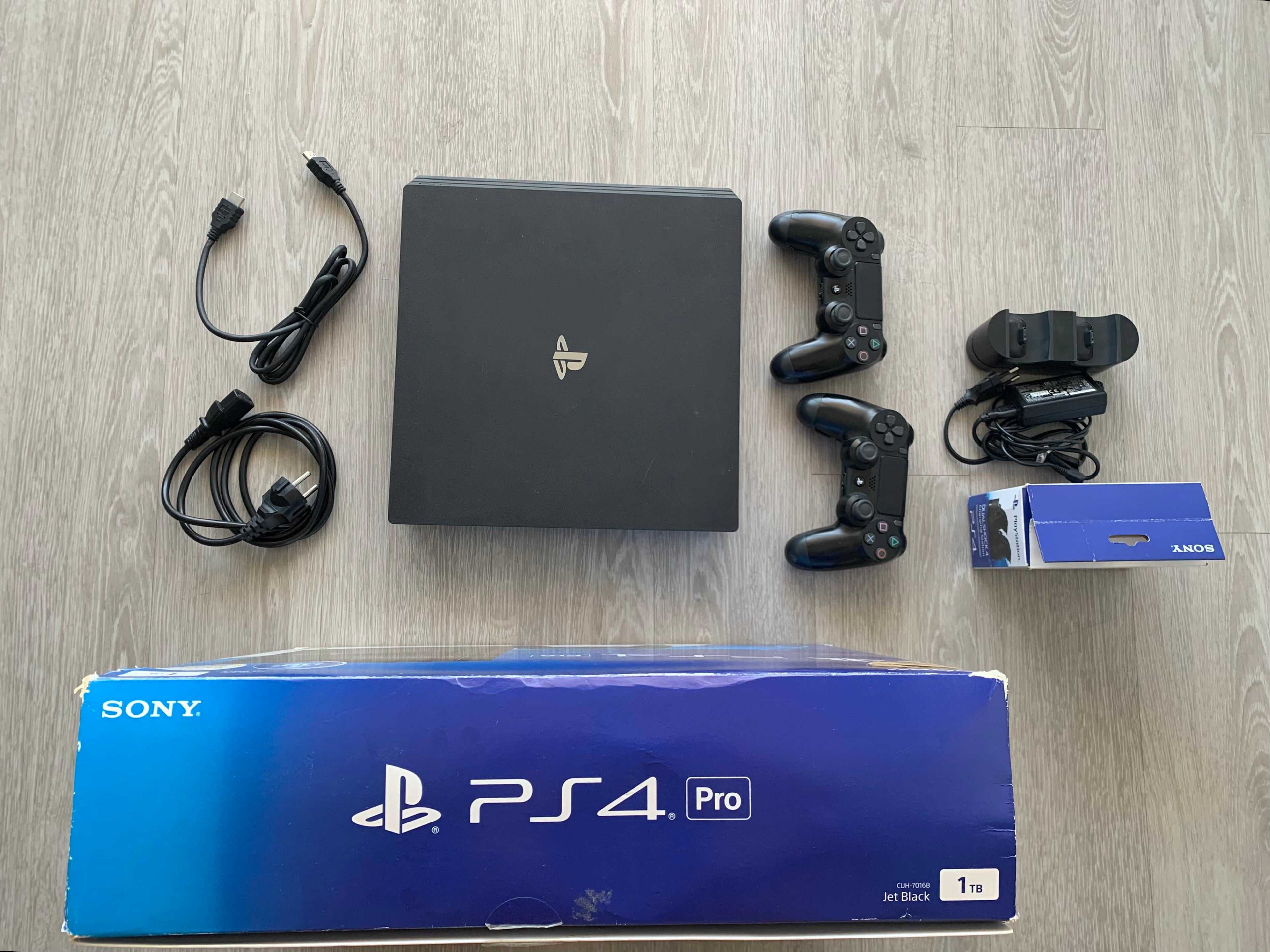 PS4 PRO 1TB + 6 jogos