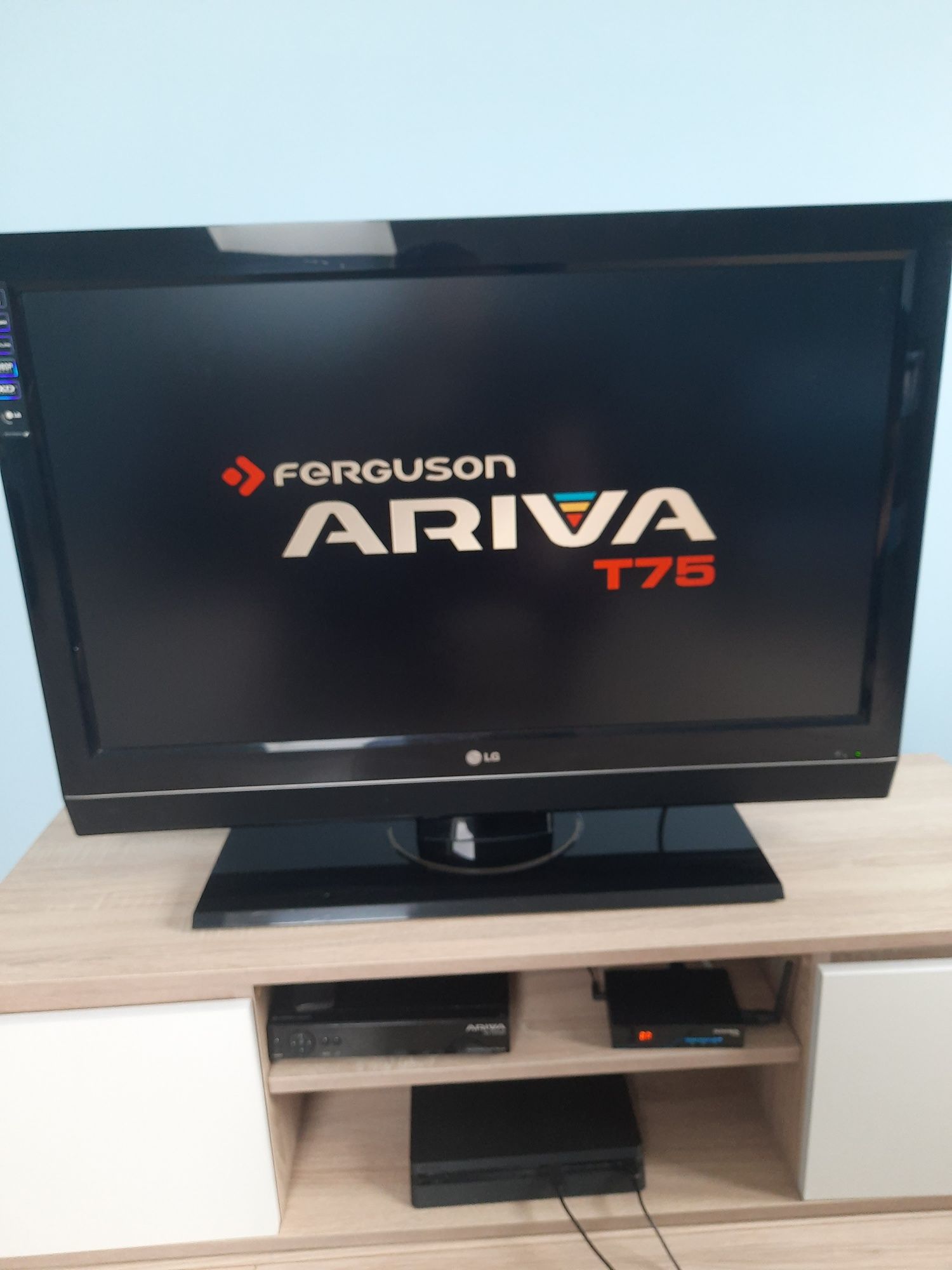 Telewizor LG 37' +Tuner DVB-T Ferguson Ariva