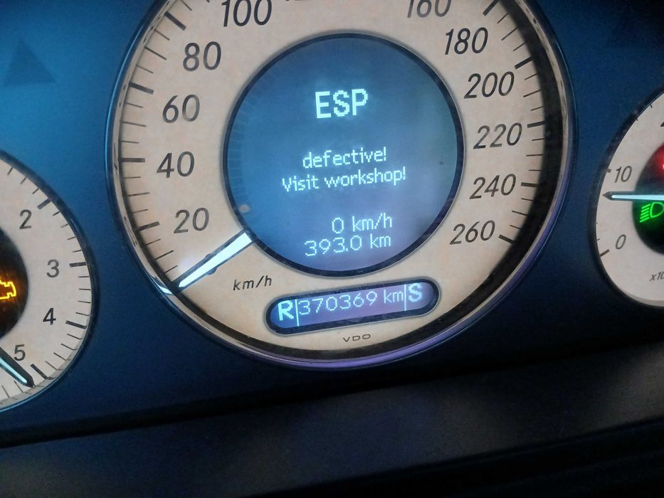 Mercedes  w 211. Kombi 3.2cdi