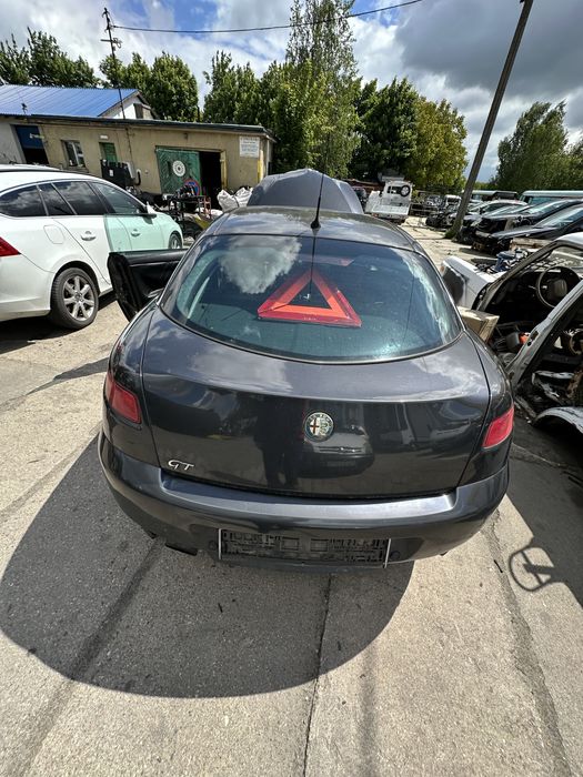 Alfa Romeo GT 1.9 937A5000 na części Alfa GT wszystkie części
