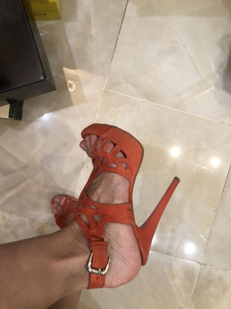 Красивые итальянские туфли37 размер