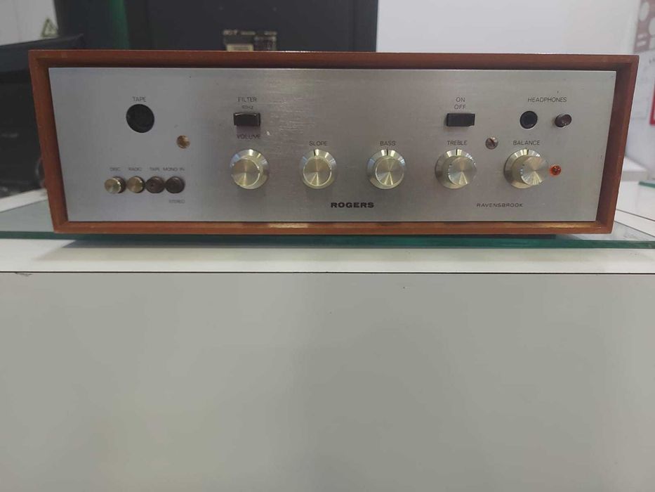 Amplificador Rogers Ravenbrook stereo serie III