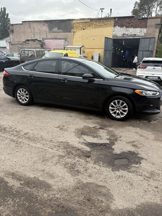 Продам FORD Fusion 2015 года