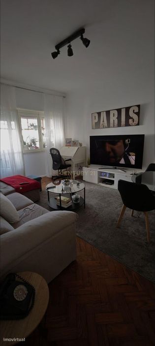 RESERVADO -Sintra - Rio de Mouro, apartamento T2