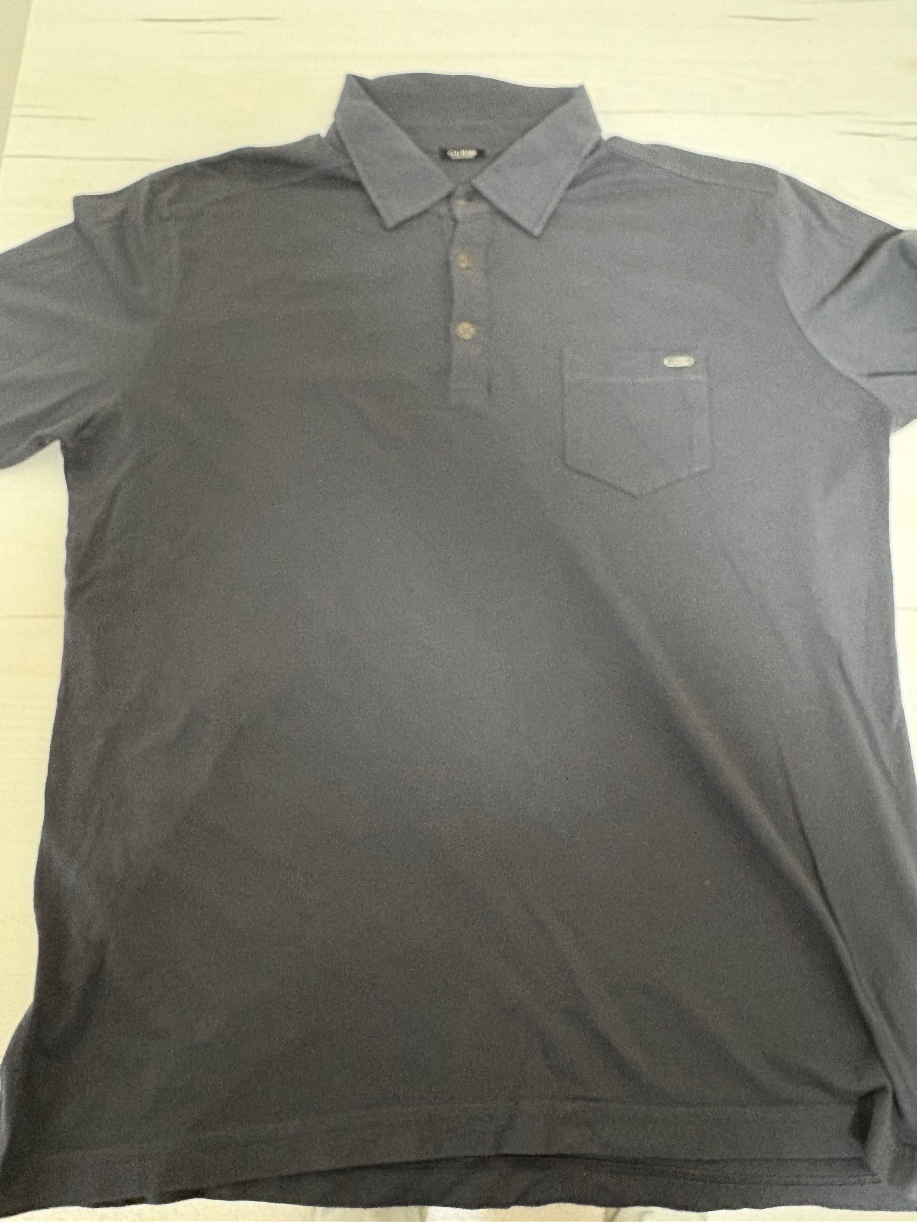 Polo Cinzento Escuro com Design nas Costas | Manga Comprida |Tamanh XL