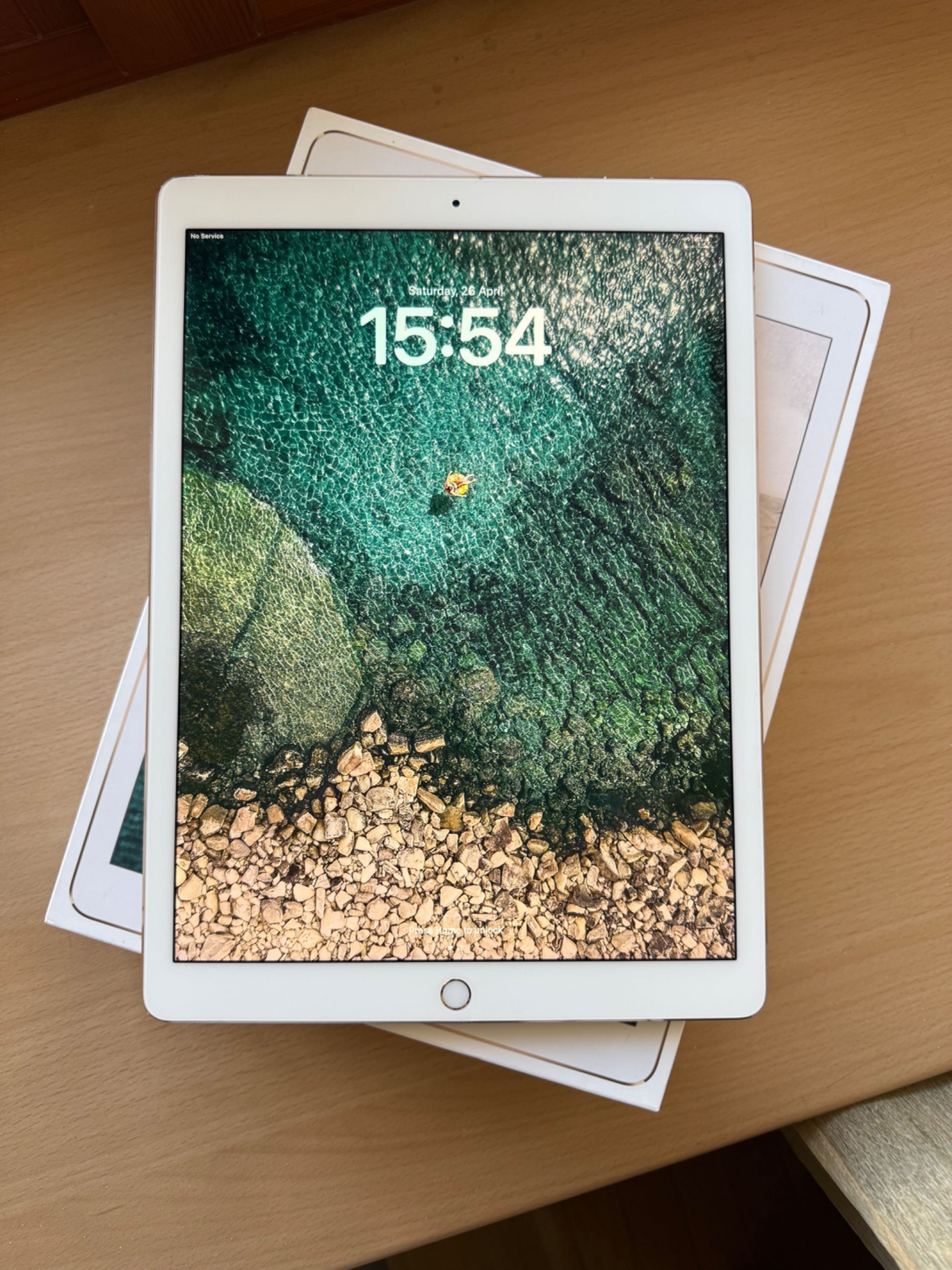 iPad Pro 12.9 (2017) WiFi + LTE, Gold + Apple Pencil