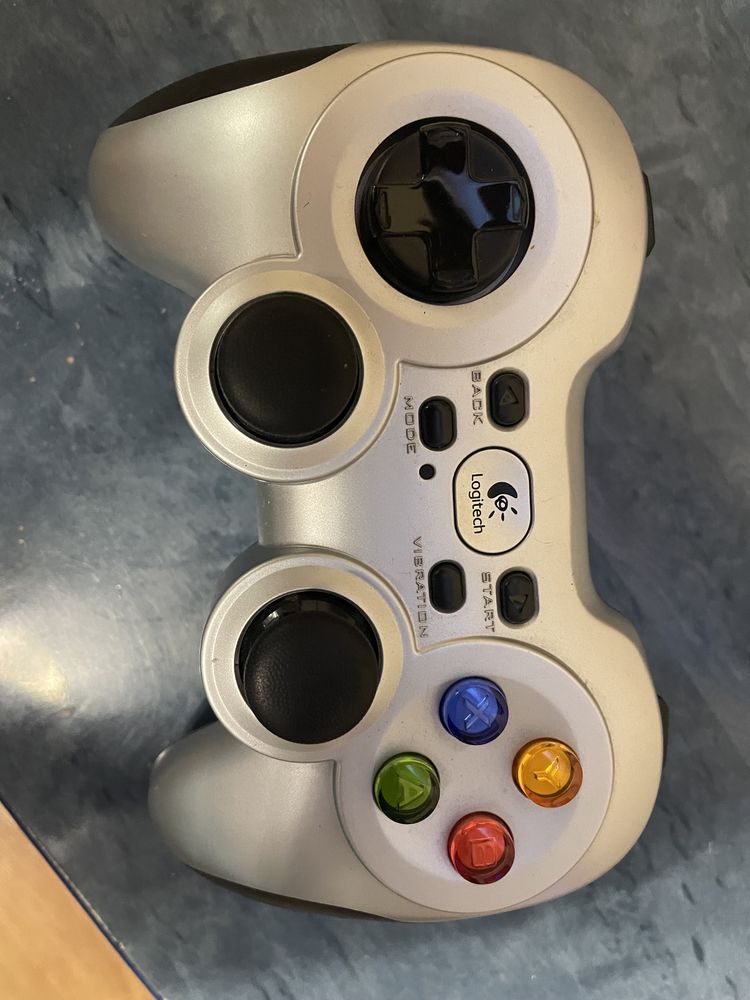 Геймпад Logitech Wireless Gamepad F710
