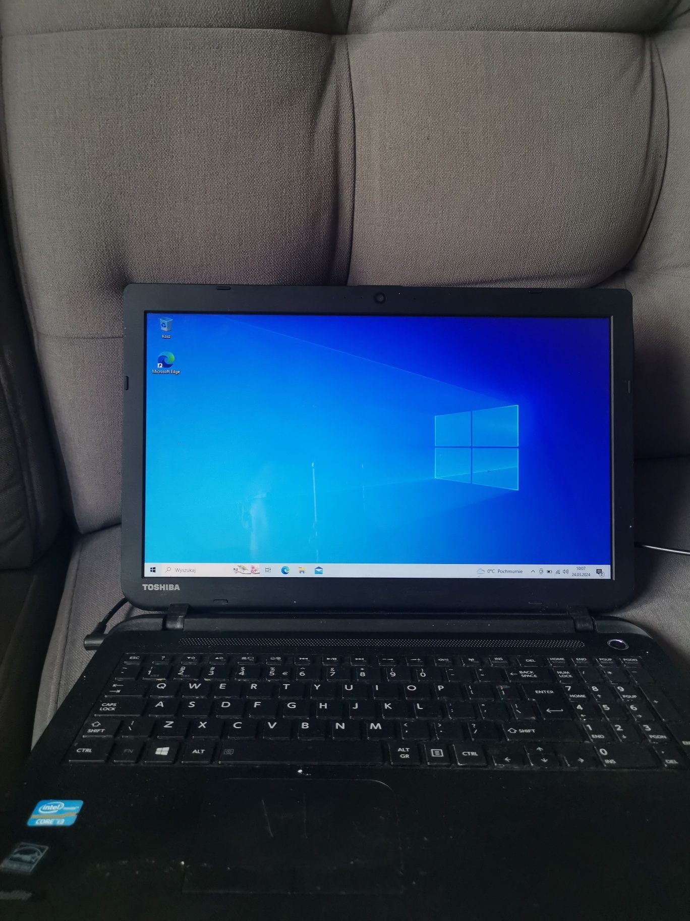Toshiba Intel core i3