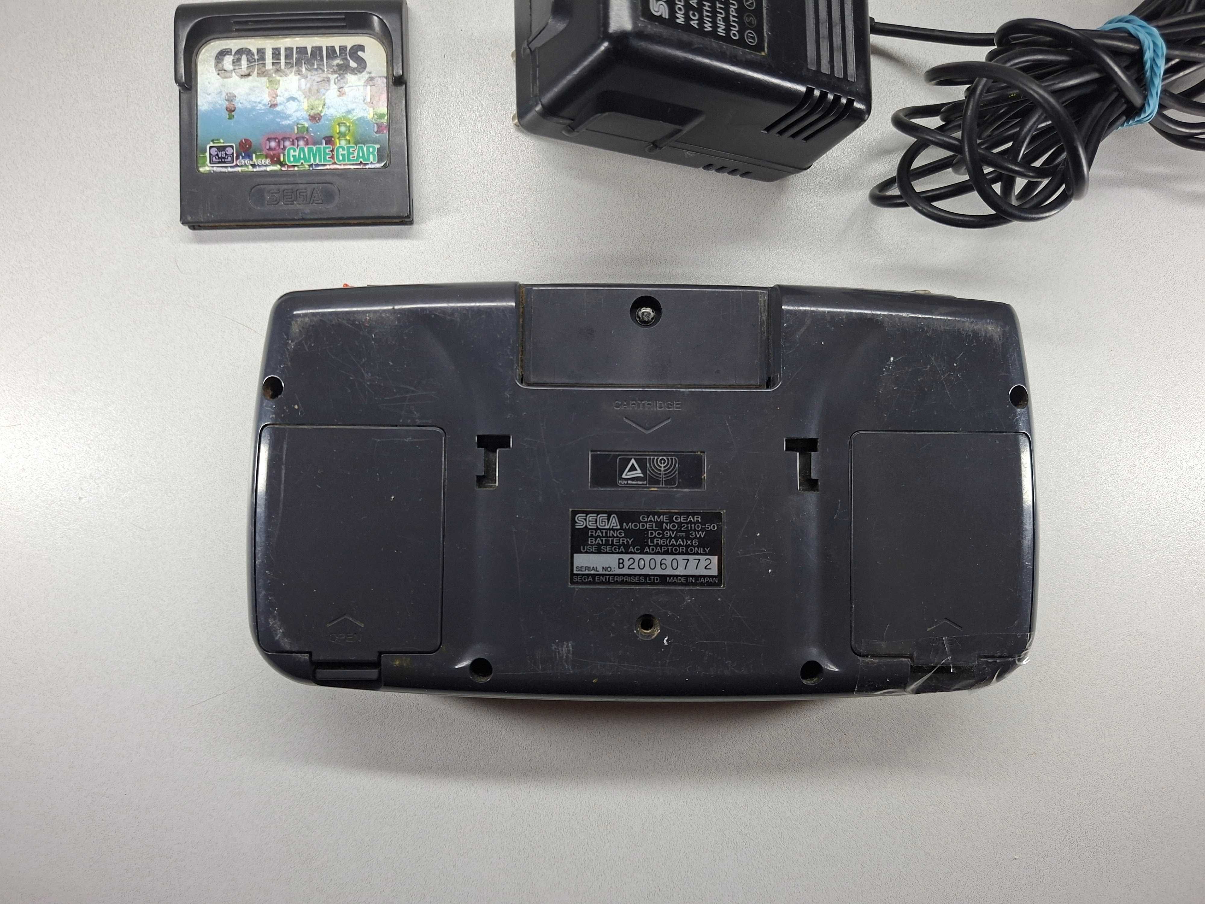 Consola Portátil Sega Game Gear + Columns + Transformador