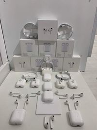 Левый правый А2031 А2032  A1722 А1523 наушник Airpods /2019 ,1/2 Кейс