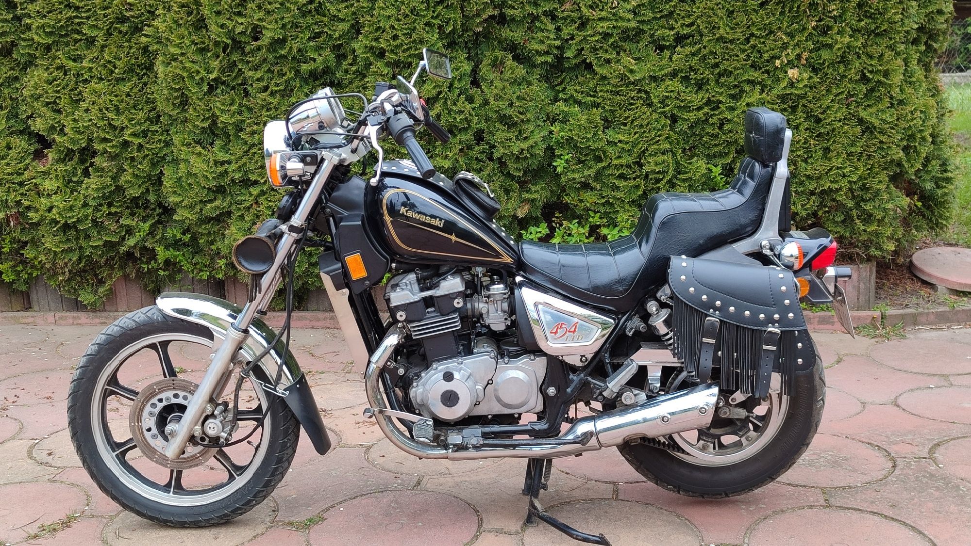 Kawasaki 454 LTD