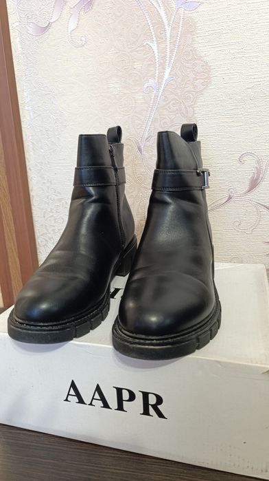 Сапоги чоботи зимові жіночі р 40