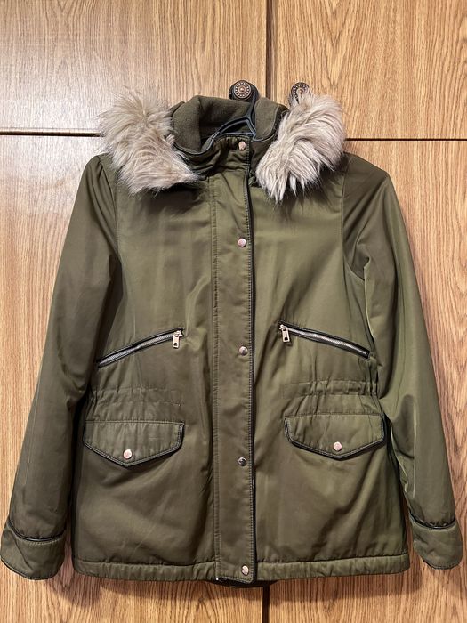 Куртка жіноча з капюшоном, тепла, 44-46р