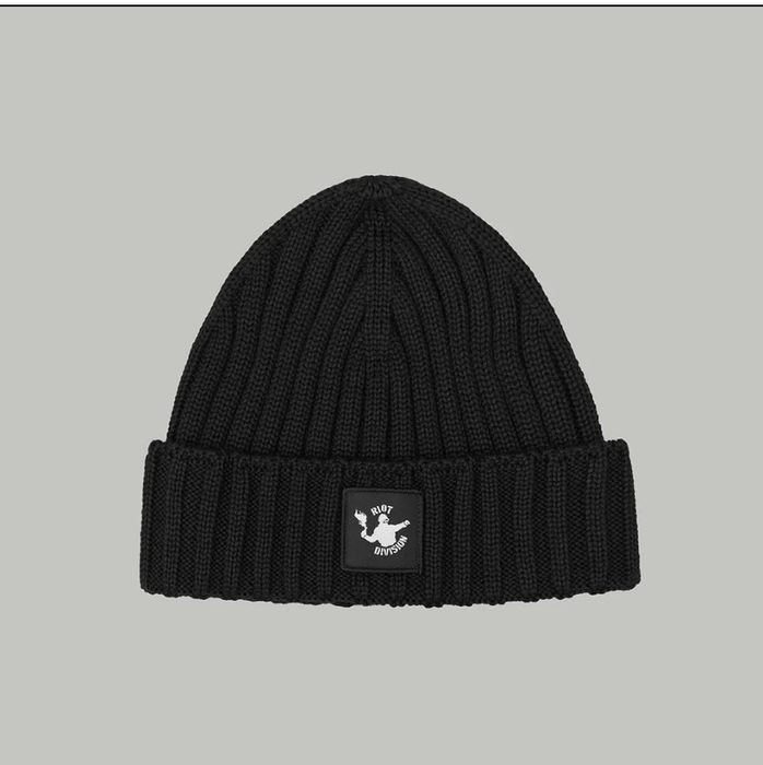 Шапка riot division