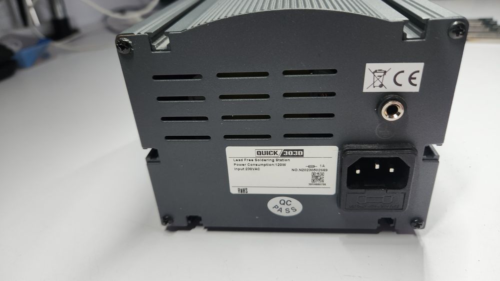 Stacja lutownicza Quick 303d plus groty