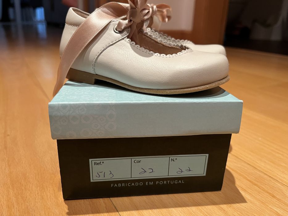 Mania do pé - sapatos criança