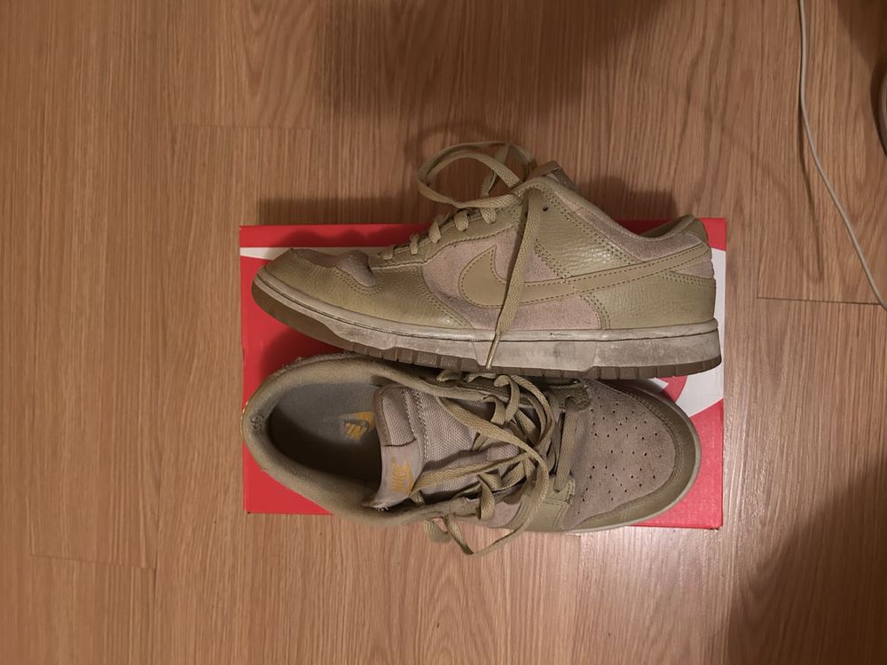 Nike dunk khaki suede gum