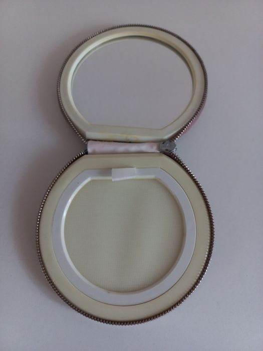 Puderniczka  - Damska  - PRL