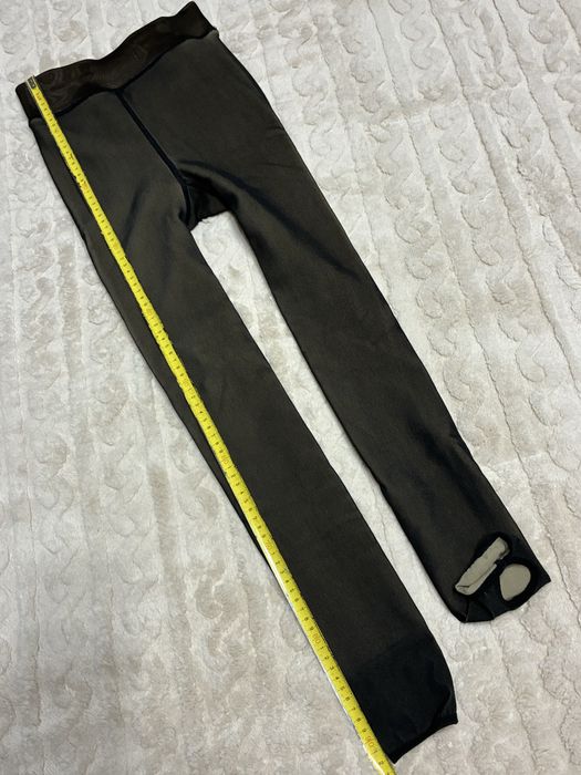 Теплі колготи з імітацією капронок.