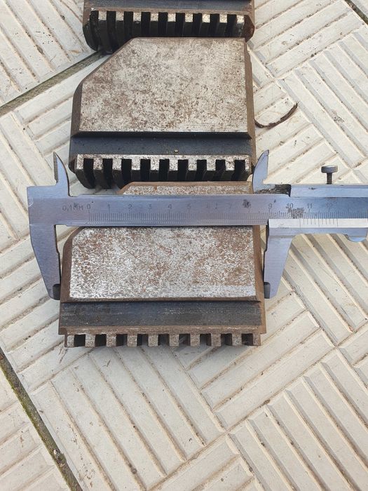 Кулачки до токарного станка, нові.