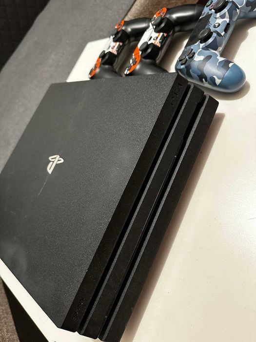 PS4 PlayStation 4 PRO 1TB