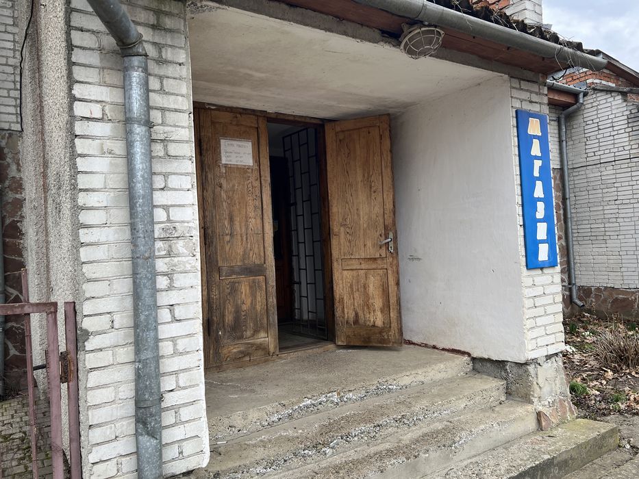 Магазин оренда приміщення