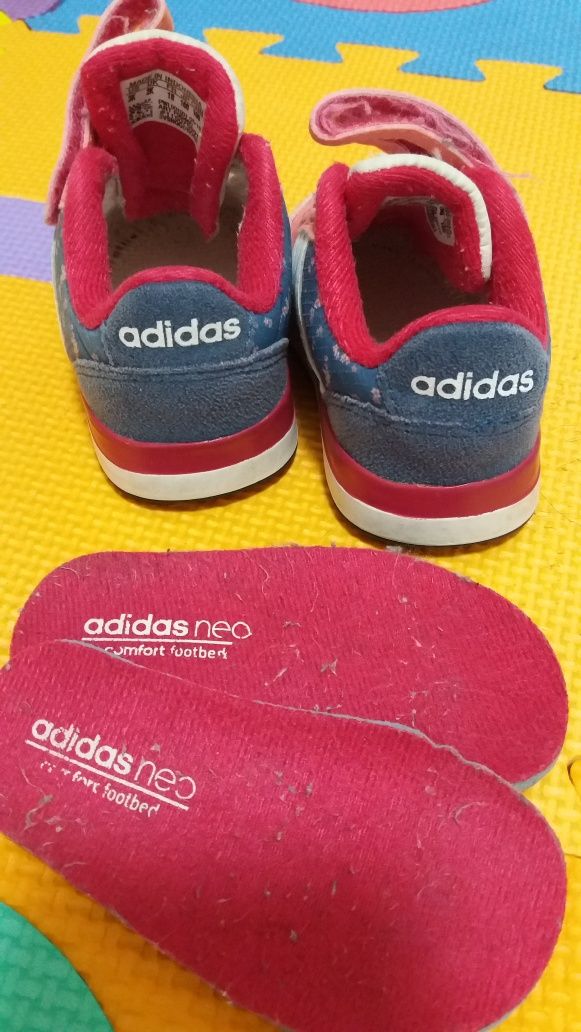 Sapatilhas t 18 Adidas